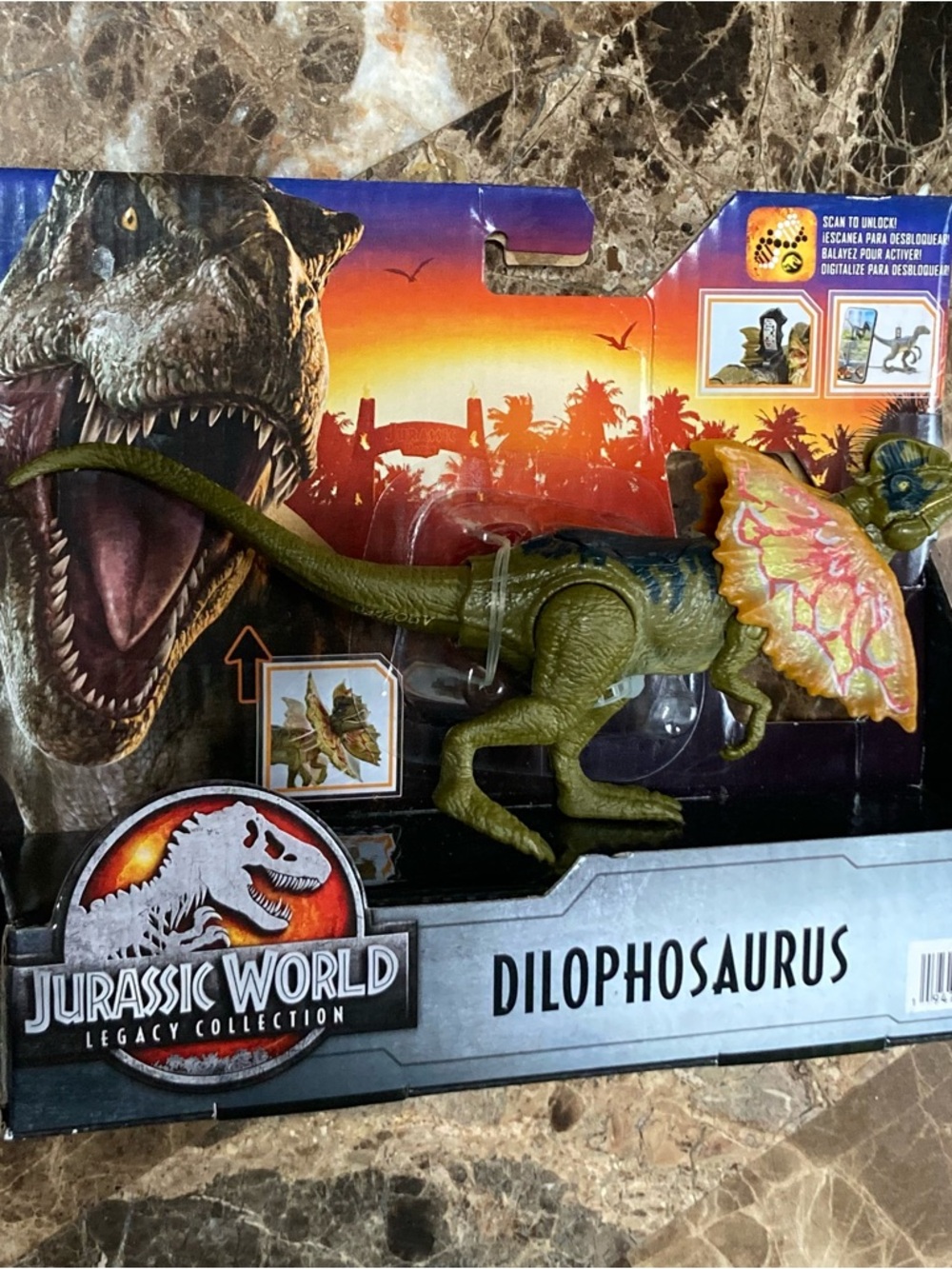 Jurassic World Legacy Collection Dilophosaurus Toy - Green